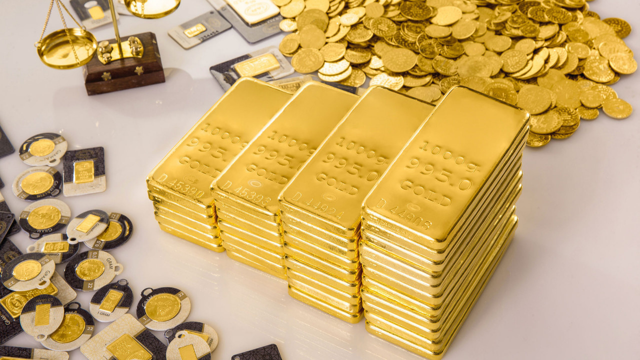 Yastık altında altın saklayanlar dikkat, yıl sonu altın fiyatı sizi çok şaşırtacak