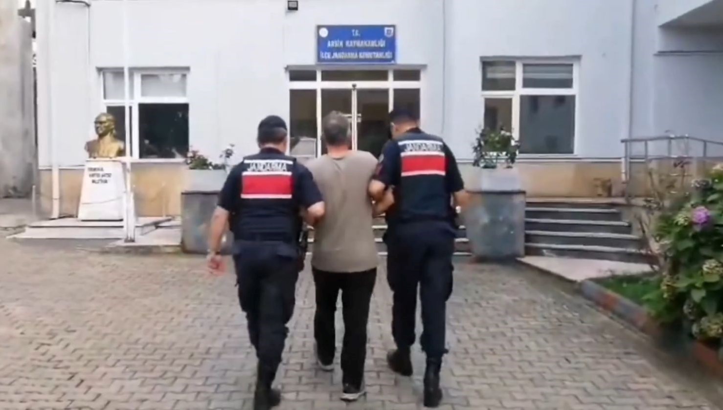 19 ilde feto operasyonu 40 tutuklama IGQ6iLn7