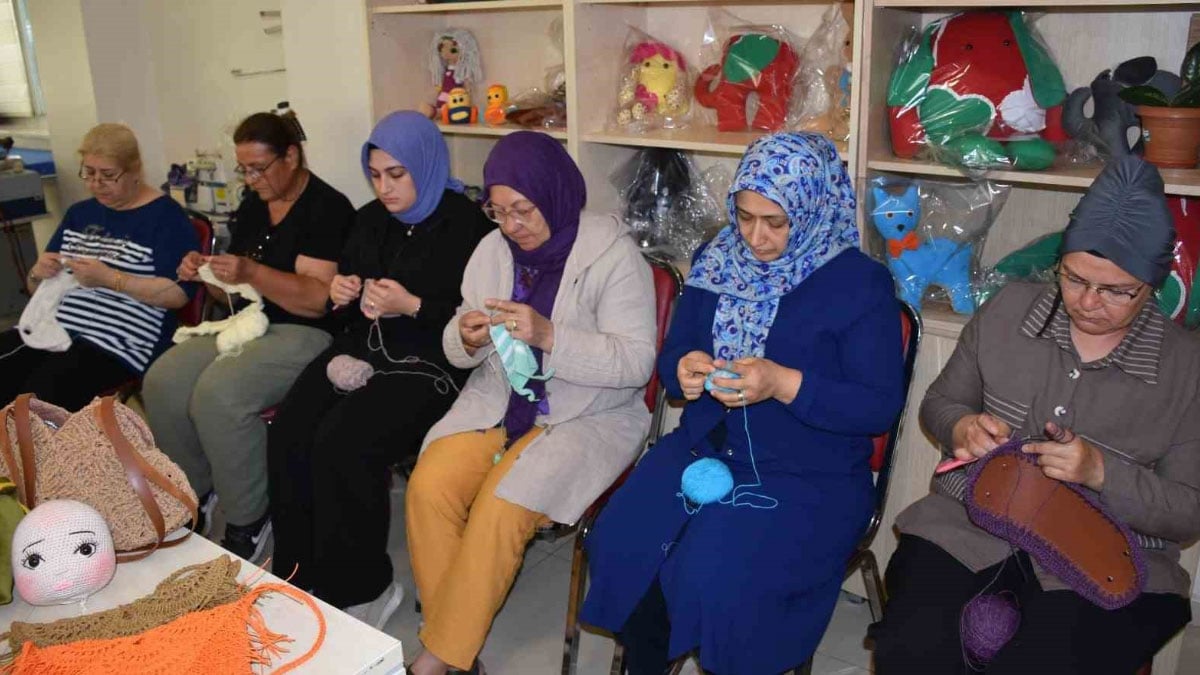 Kadınlar Japon el işi sanatıyla kazanıyor!