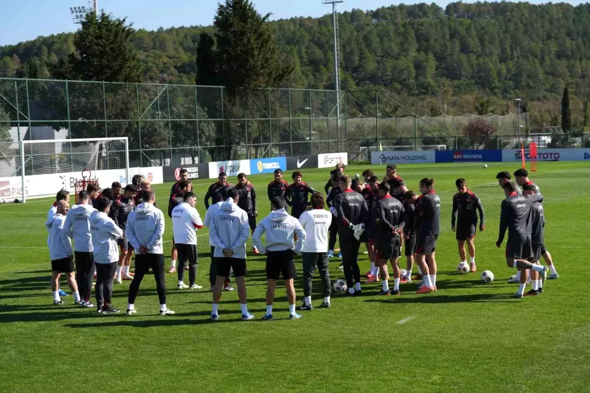 a milli futbol takimi gurcistan maci hazirliklarini tamamladi ucIfAccv.jpg