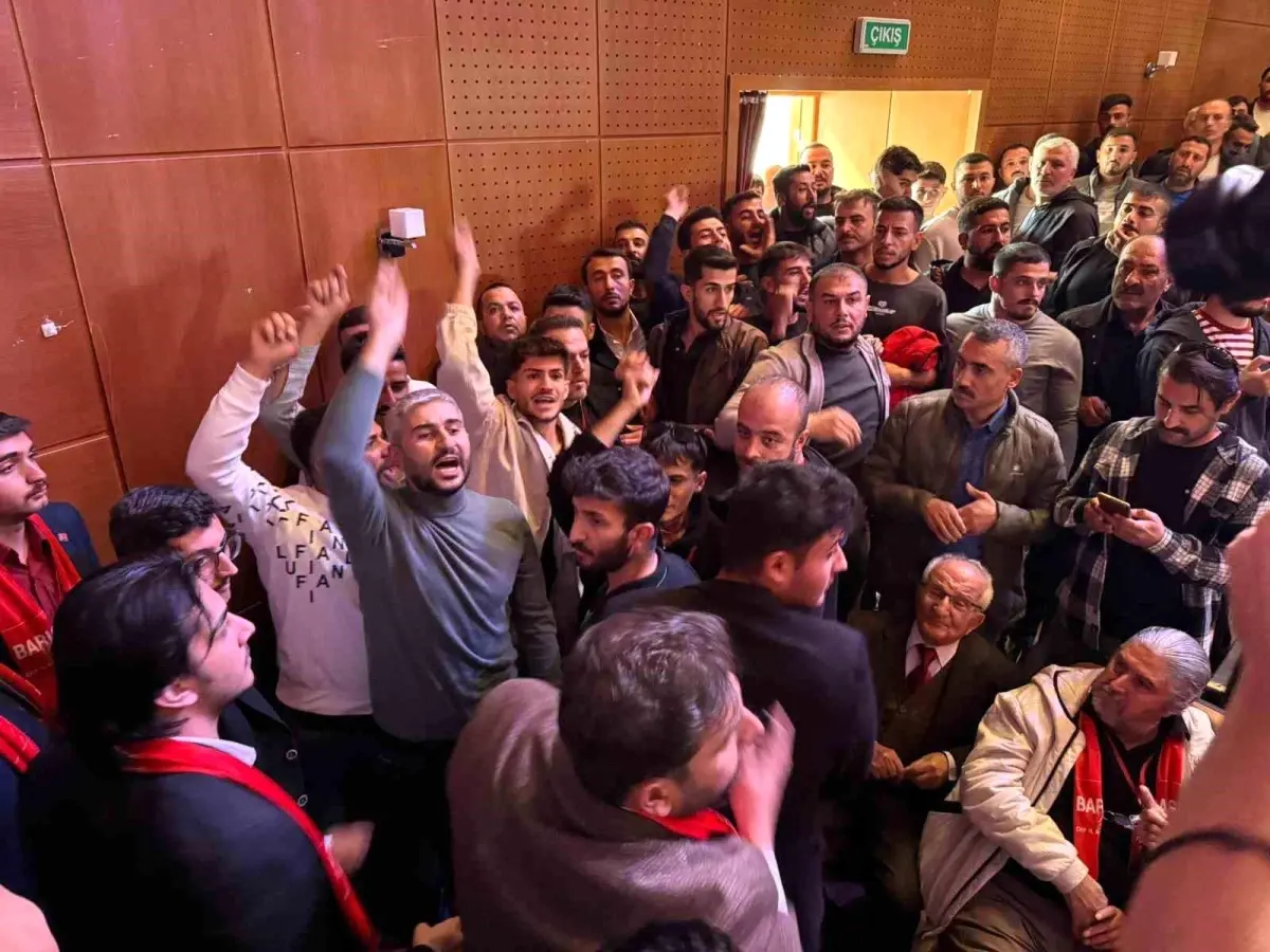 chp malatya il kongresinde kavga cikti RF8wJv3b.jpg