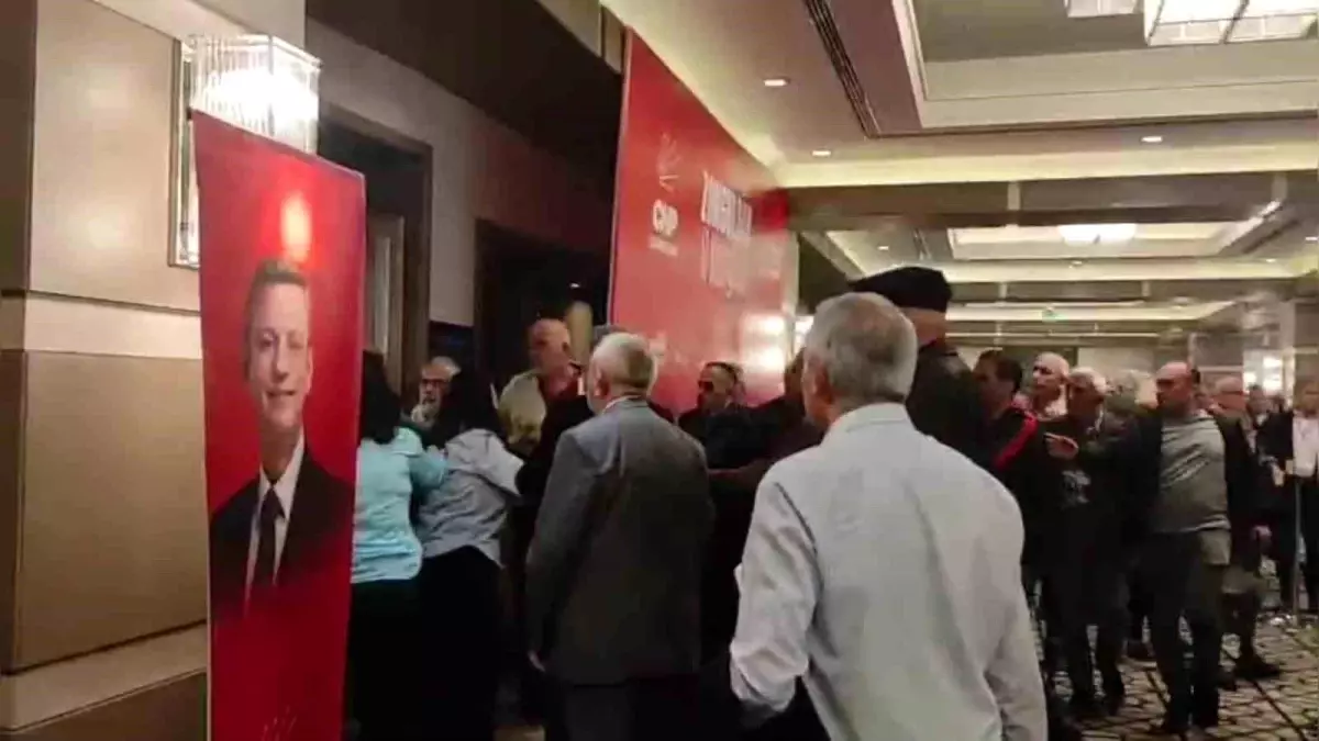 chp zonguldak kongresinde kavga cikti VcDeswAM.jpg