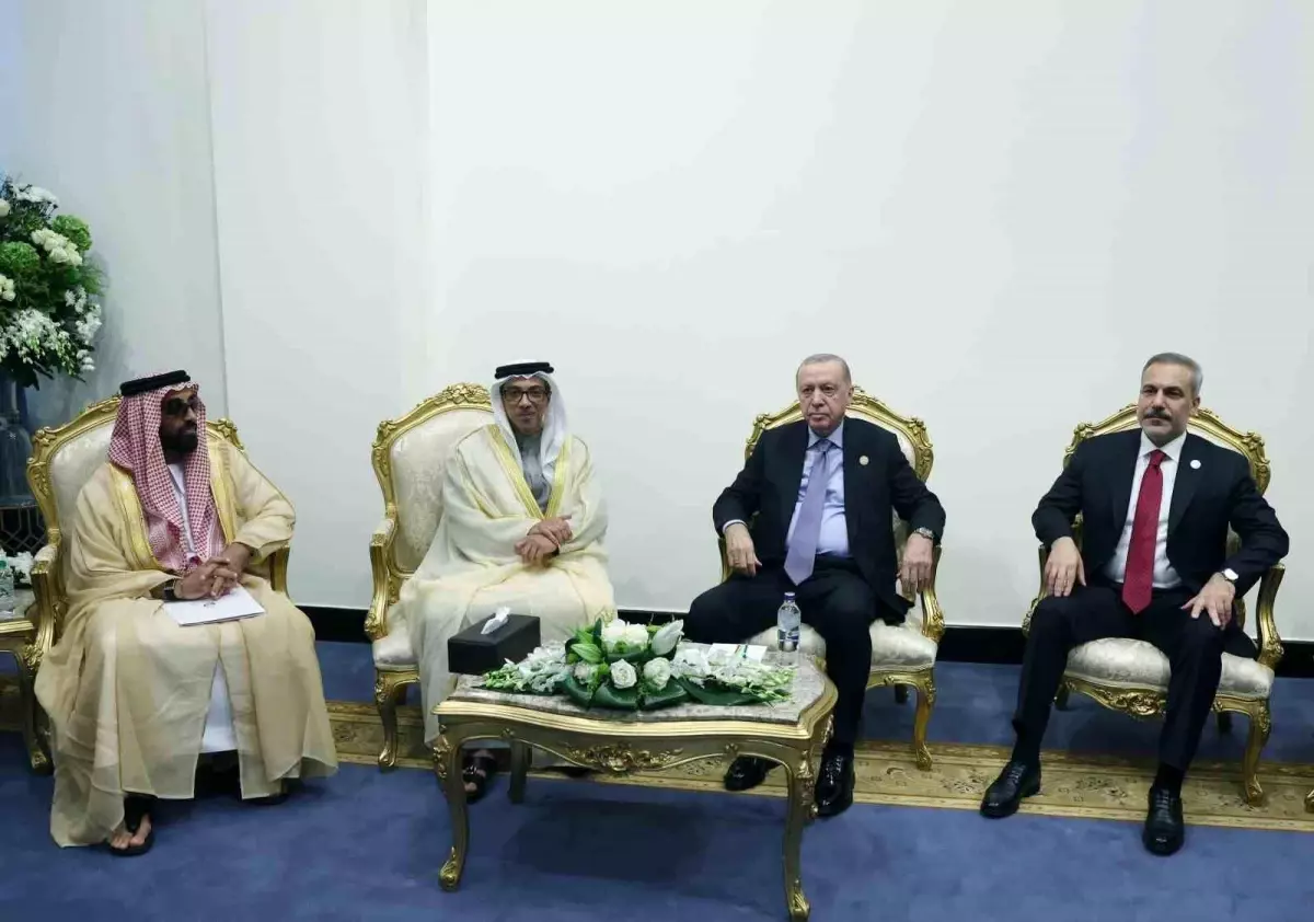 erdogan misirda bae ile gazze konusunu gorustu FHed2nSW.jpg