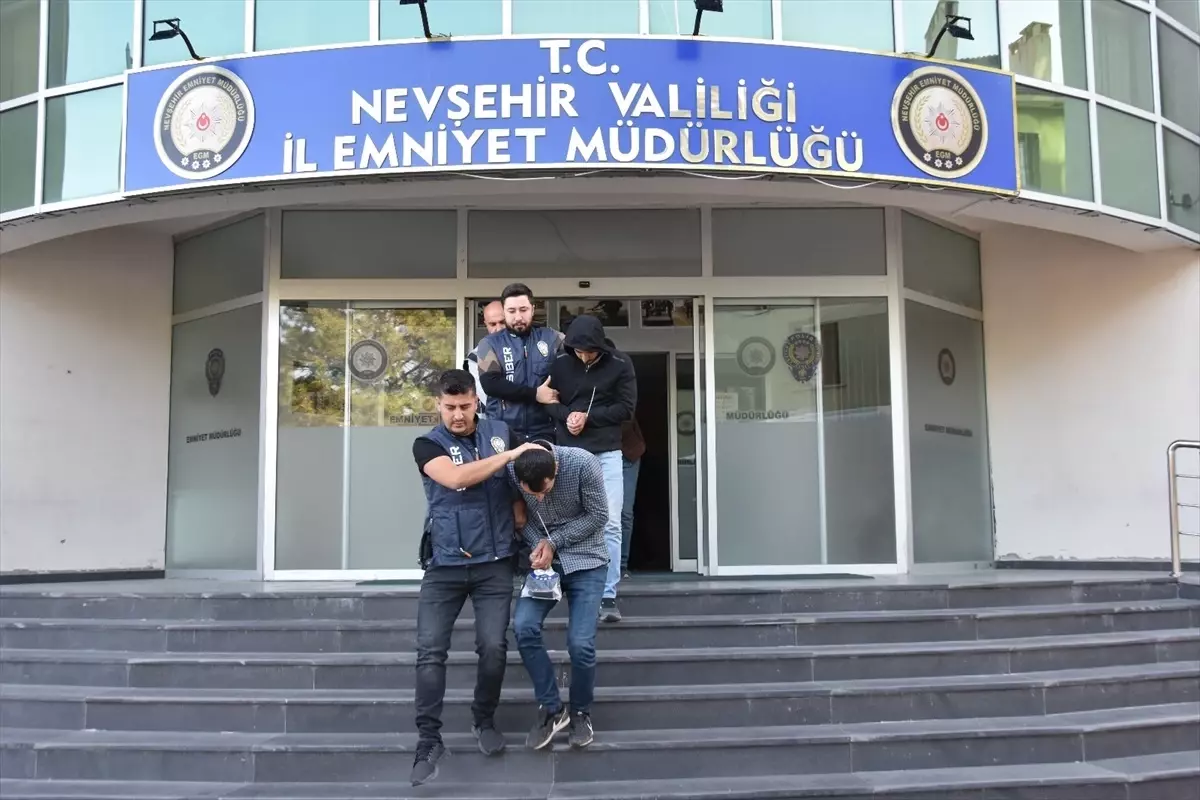 sahte motosiklet ilaniyla dolandiricilik 8 tutuklama NFJ6HuJ2.jpg