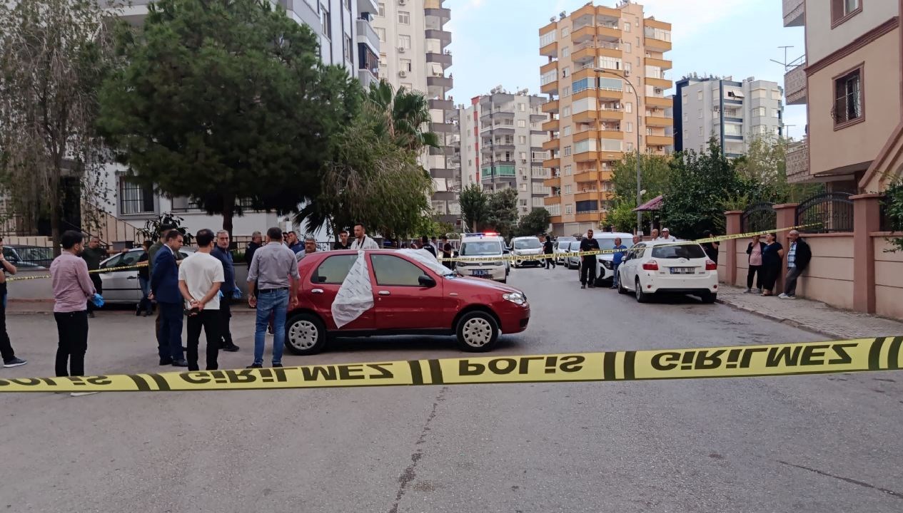 yolda fenalasan surucu hayatini kaybetti darp izleri tespit edildi kV2IQR2j.jpg