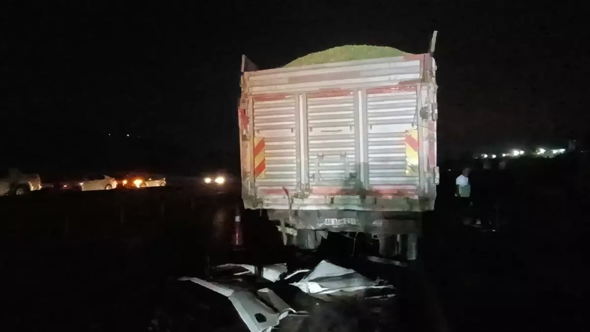 gaziantepte feci kaza 3 kisi hayatini kaybetti PyfvHfeB.jpg