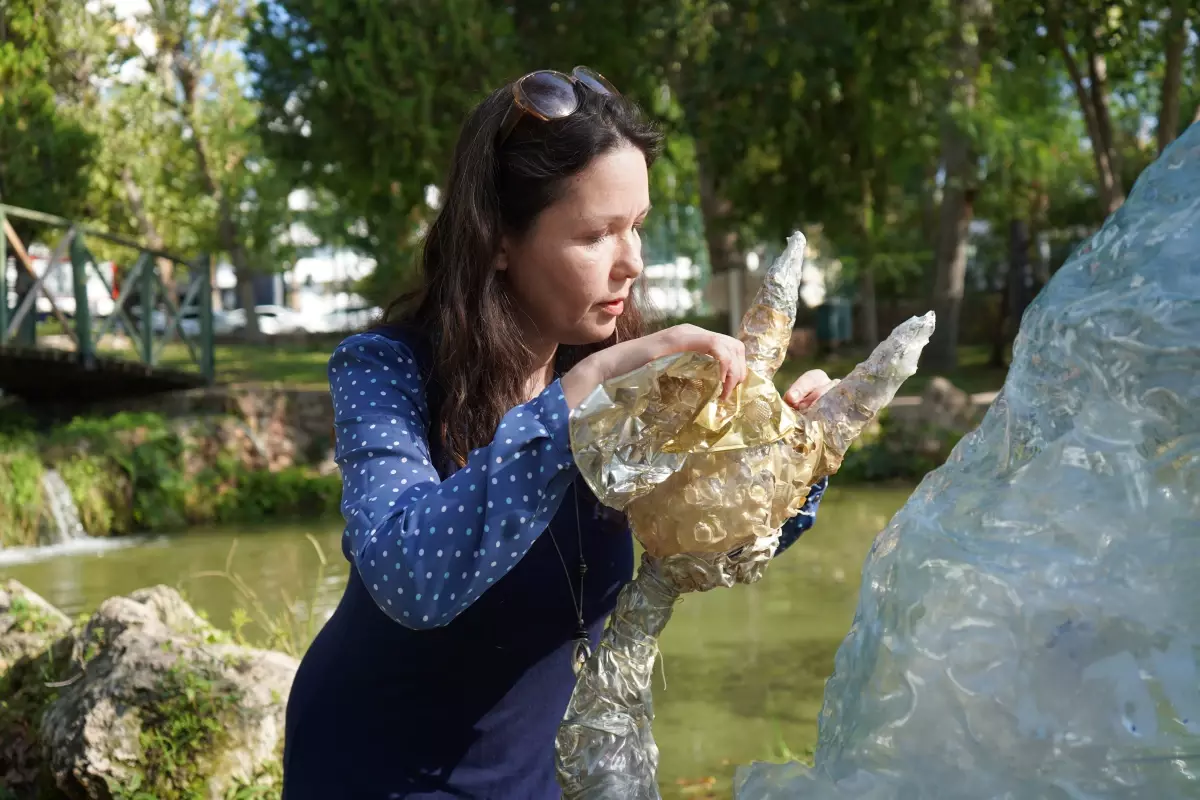 Sanatla Yeniden Doğuş: Güzel Amirova