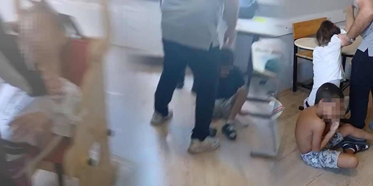 Engelli çocuklara okulda işkence! İnsanlık dışı görüntüler… Sıralara bağlayıp küfür ettiler