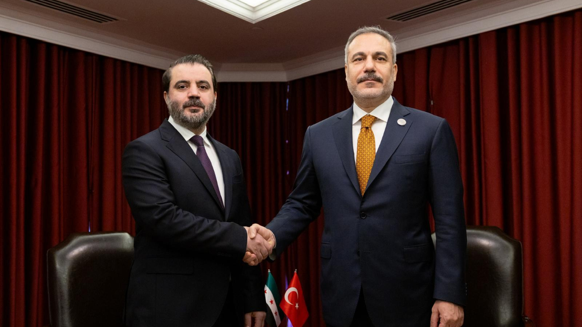 Hakan Fidan, Suriyeli mevkidaşı ile bir araya geldi