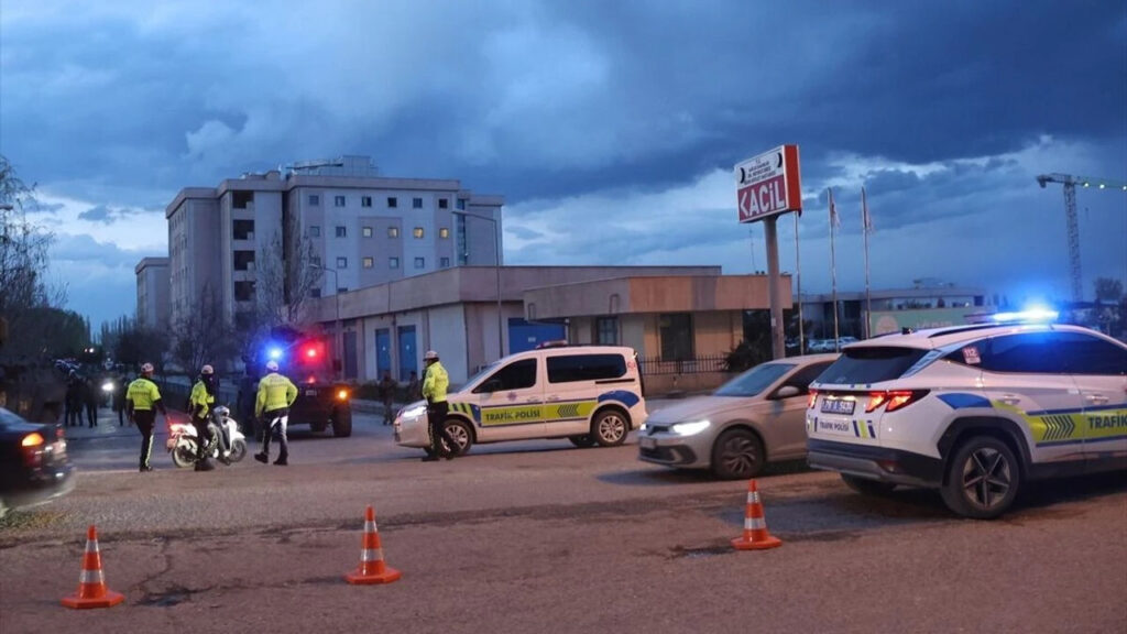 igdirda-cikan-kavgada-2-kisi-yaralandi-eZpQmeyA