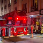 Esenyurtta otelde korkutan yangin yurttaslar merdivenle tahliye edildi wnZGfCAT